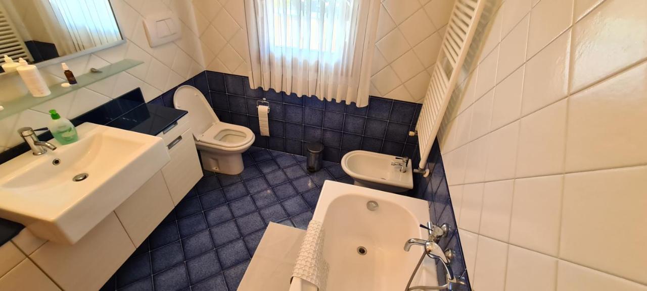 Adria Beach Apartment คาวัลลิโน-เตรปอร์ติ ภายนอก รูปภาพ